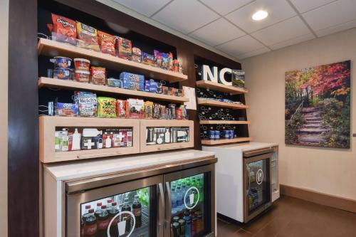 Φωτογραφία από το άλμπουμ του Hampton Inn Brevard σε Pisgah Forest