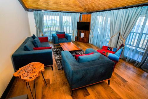Zeus Suite Room