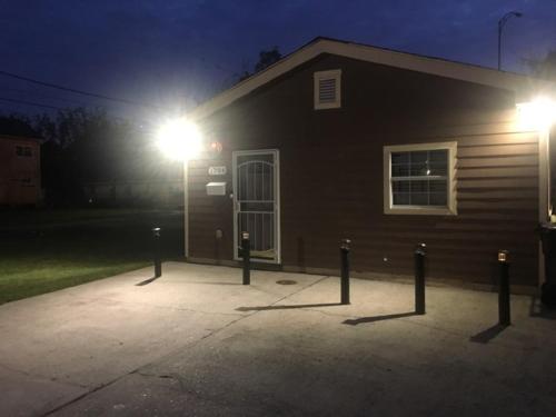 Foto Authentic Treme Cottage Home 6