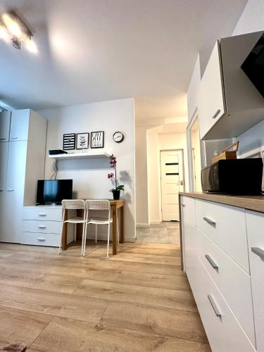 Nice Place 2 rooms Apartment