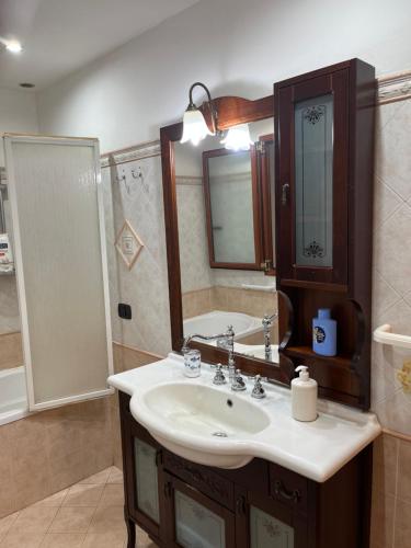 Leontini house photo 10