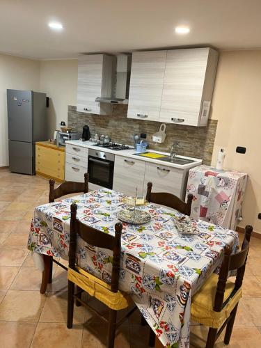 Leontini house photo 6