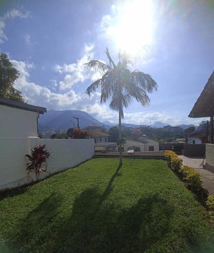 Casa bem localizada no Alto