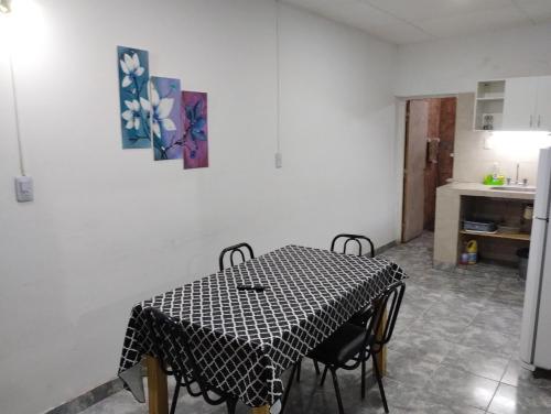 Kuchyň nebo kuchyňský kout v ubytování Temporarios Caseros SDE