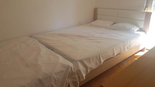 Thessaloniki Apartment 4ROOMS