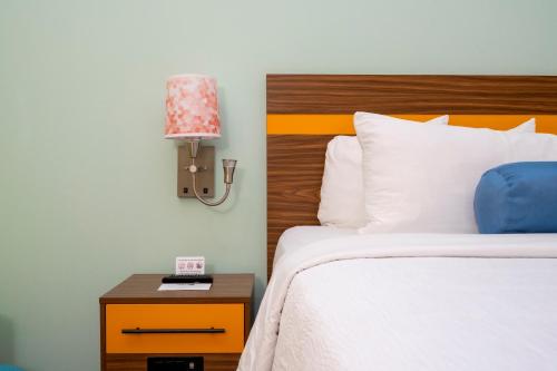 SPOT X Hotel Orlando Intl Dr by The Red Collection Image