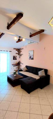 Apartmani Drazi "Rupina"