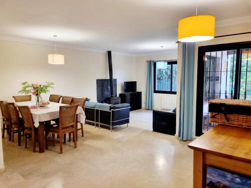 Zdjęcie z galerii obiektu Casa Sotomar w mieście Sotogrande