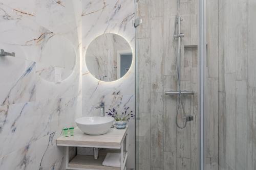 Salle de bains dans l'établissement Stacja Galicja Rooms blisko Energylandia