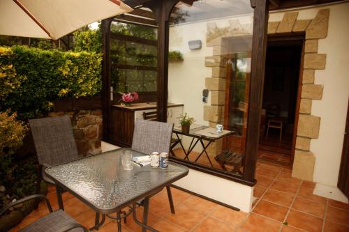 Αίθριο ή υπαίθριος χώρος στο 2 HABIT, SALA, TERRAZA, JARDIN, PARKING GRATiS