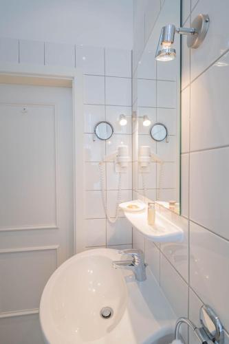 Hotel Imperial Rügen photo 64