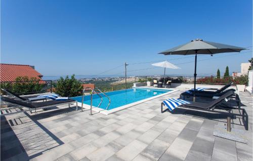 Bassein majutusasutuses 4 Bedroom Awesome Home In Kucine või selle lähedal