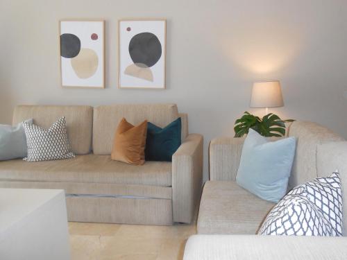 Гостиная зона в Los Olivos Beach Resort