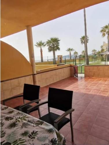 TORTUGA ACCESO DIRECTO A LA PLAYA