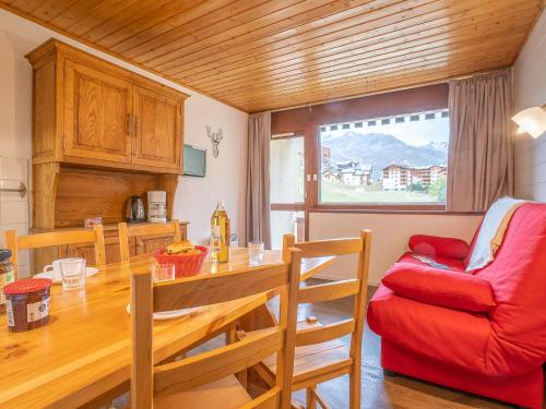 Apartment Asters 1215 Bâtiment B4 by Interhome