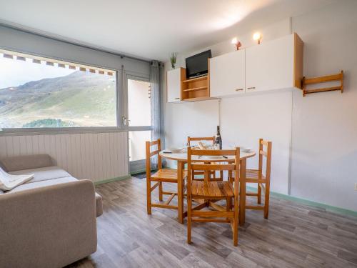 Apartment Asters 722 Bâtiment B2 by Interhome
