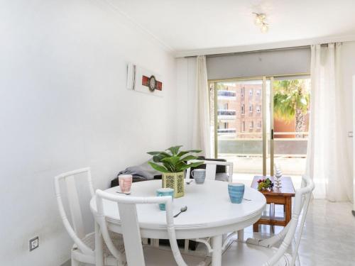 Apartment Jardines Family 204 by Interhome