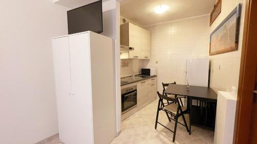 Η κουζίνα ή μικρή κουζίνα στο CASA EMMA