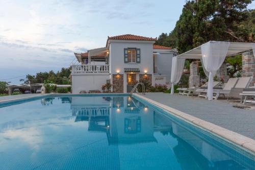 Villa Karavos Waterfront