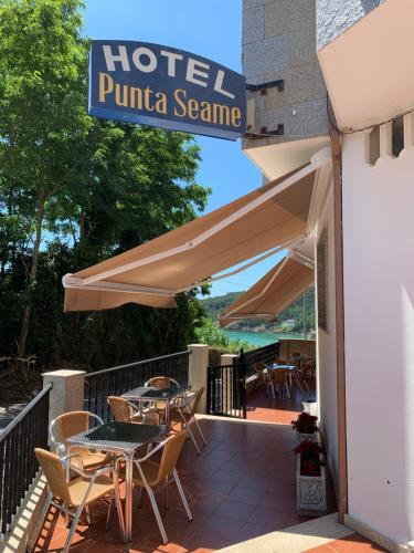 Gallery image of Hotel Punta Seame in Portonovo