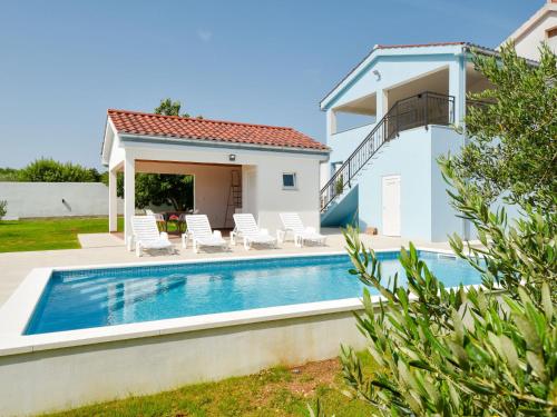 Πισίνα στο ή κοντά στο Holiday Home Elena by Interhome