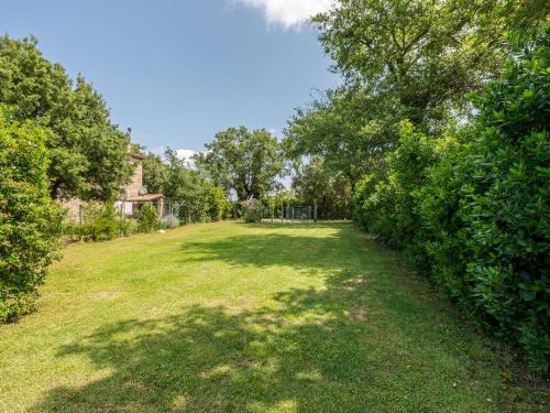 Κήπος έξω από το Holiday Home Carola by Interhome