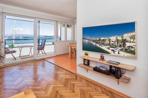 Sea Chic Apartment near Old town, Amazing view