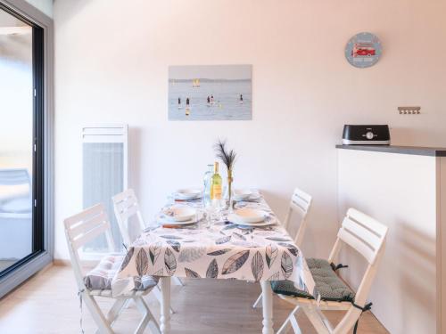 Studio Les Gabiers by Interhome