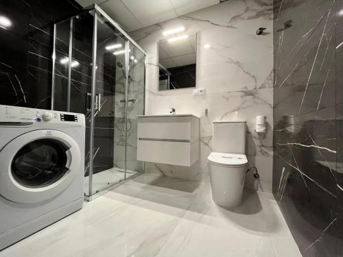 Calpe apartamento 1a linea de playa piscina reformado wifi aire