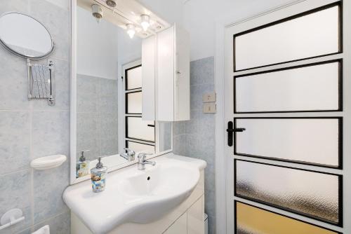 Kylpyhuone majoituspaikassa Liguria Home