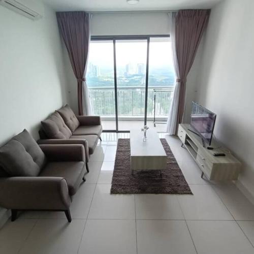 Posezení v ubytování Teega Cozy 4 Guests 35th floor Nflix City View