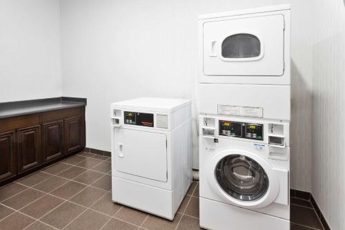 Φωτογραφία από το άλμπουμ του Hampton Inn & Suites Phenix City- Columbus Area σε Phenix City