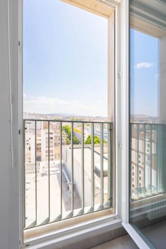 T2 Entre plage et centre ville-Terrasse/Parking photo 18