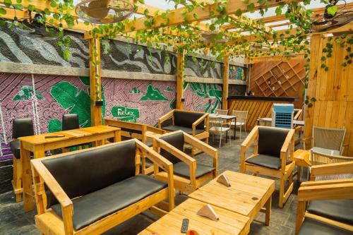 Zona de estar de ONYX AND IVY HOMES