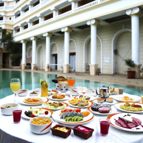 Eten bij of ergens in de buurt van het resort

