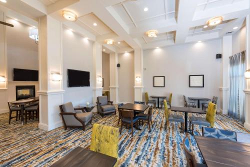 Homewood Suites by Hilton Indianapolis Northwest Image