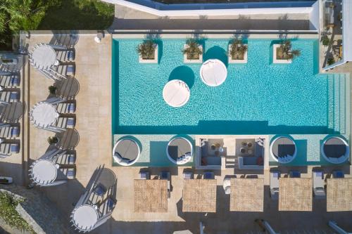 A piscina localizada em Once in Mykonos - Designed for Adults ou nos arredores