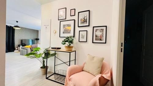 LA VILLA ONDINE - Spacieux appartement sur les collines Nicoises - Piscine - 2 parkings - Clim - Wifi