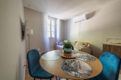 Posezení v ubytování Le Palm Appartement élégant & Design En Bord Rivière