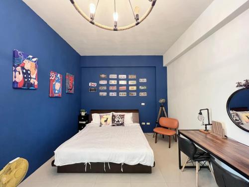 Postel nebo postele na pokoji v ubytování Brother Homestay