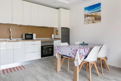 Luxury Flat, few minutes from Fanabe Beach!