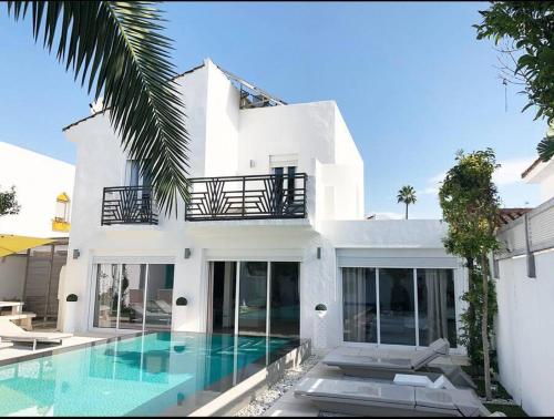 Villa Luxe, Puerto Banus, Marbella