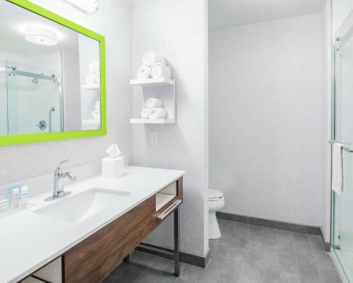 Ένα μπάνιο στο Hampton Inn & Suites Lubbock