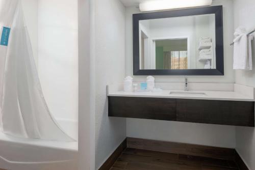 Hampton Inn Orlando Near Universal Blv/International Dr Image