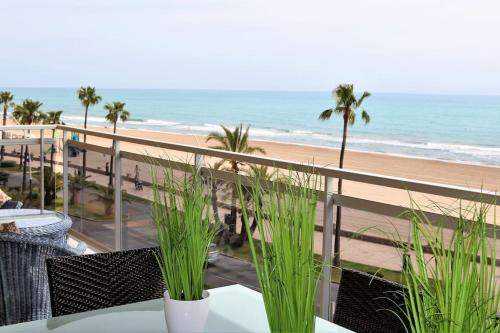 Apto BERTA en 1ª LÍNIA de PLAYA, PISCINA y PARKING Privado