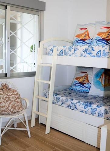 Apto BERTA en 1ª LÍNIA de PLAYA, PISCINA y PARKING Privado