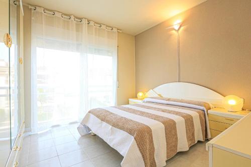 LITORAL COSTA DORADA - EDIFICIO VILLA ISABEL ático