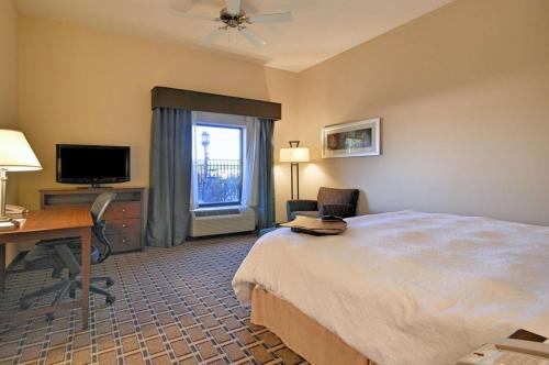 TV/Unterhaltungsangebot in der Unterkunft Hampton Inn and Suites New Iberia