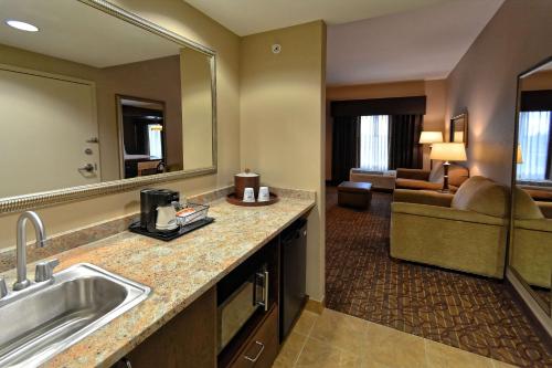 Posezení v ubytování Hampton Inn Geneseo