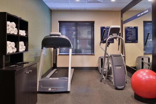Palestra o centro fitness di Hampton Inn & Suites Woodland-Sacramento Area